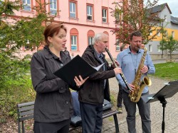 Pomníkové trio na pietním aktu k výročí konce 2. sv. války